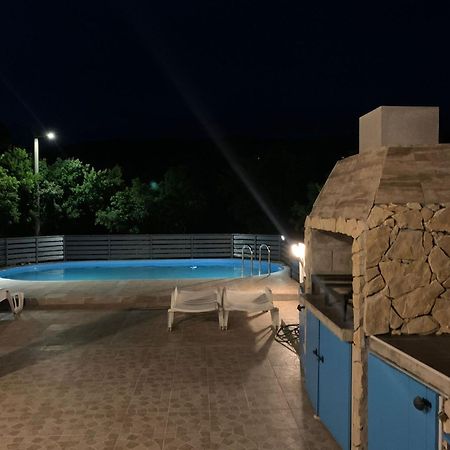 שמריקה Studio Apartments Mt מראה חיצוני תמונה