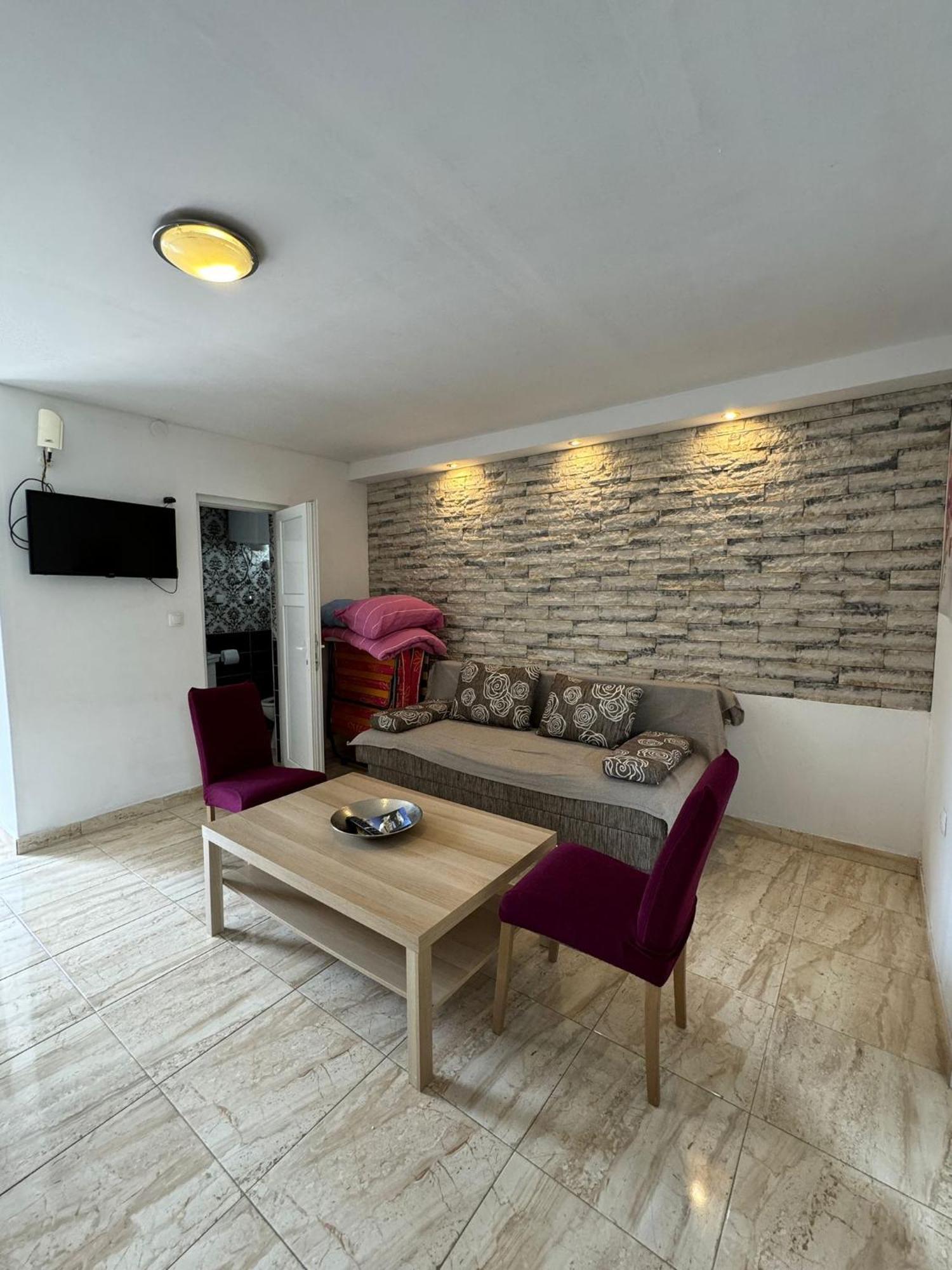 שמריקה Studio Apartments Mt מראה חיצוני תמונה
