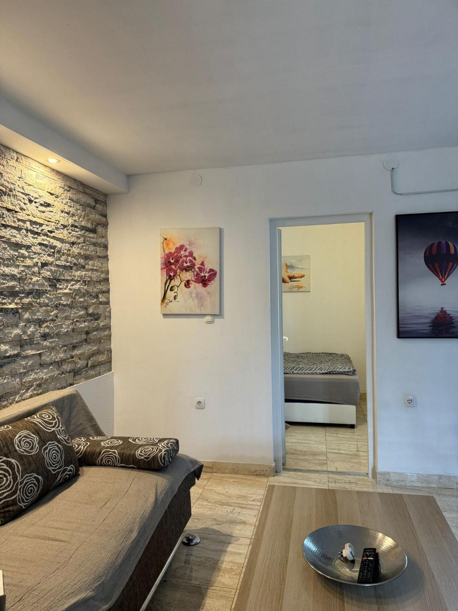 שמריקה Studio Apartments Mt מראה חיצוני תמונה