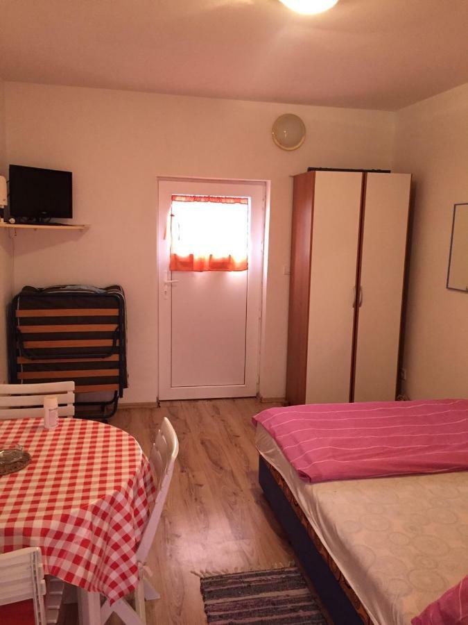 שמריקה Studio Apartments Mt מראה חיצוני תמונה